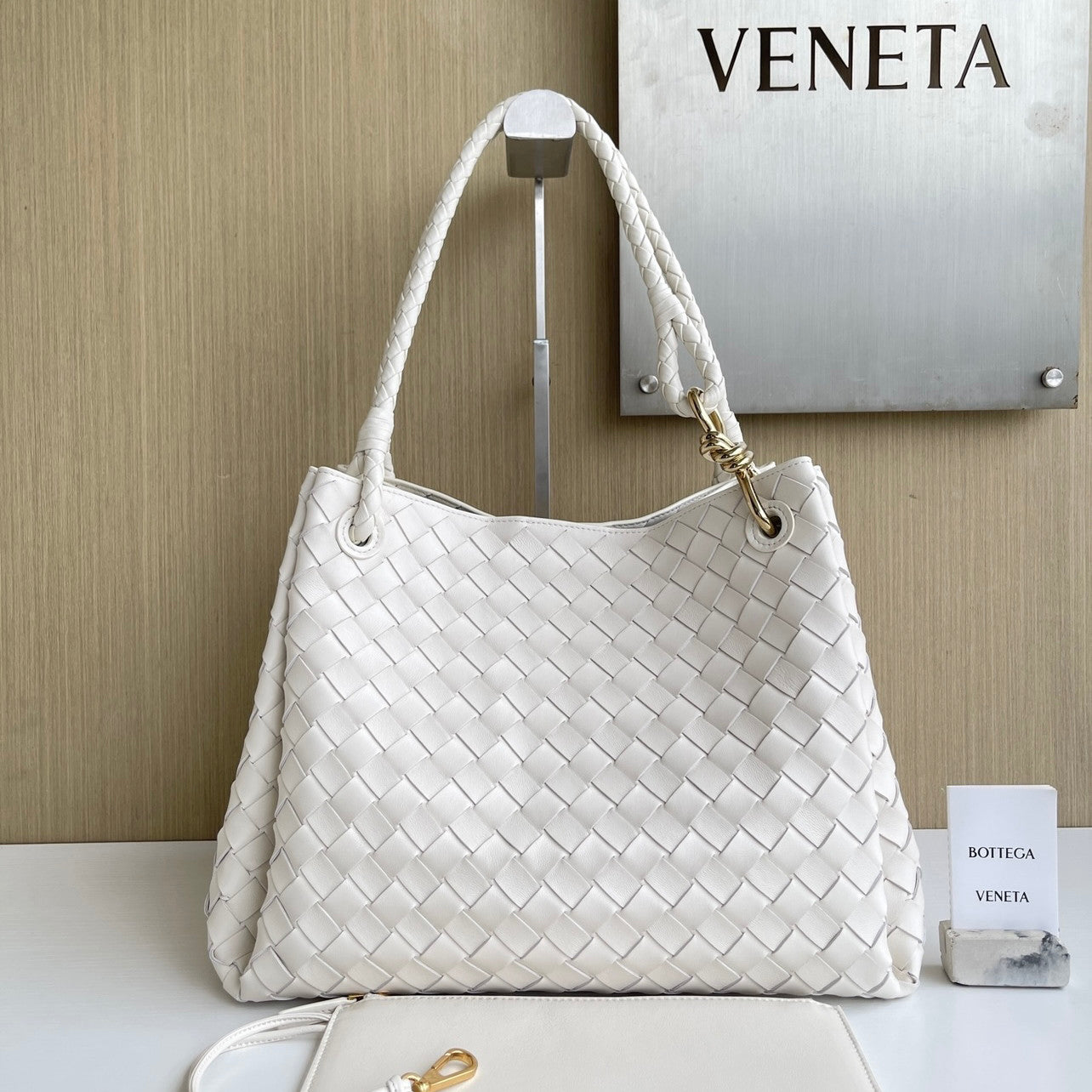 Bottega Veneta Large Parachute Women's Solid Color Lambskin Woven Tote Bag Bags #76484