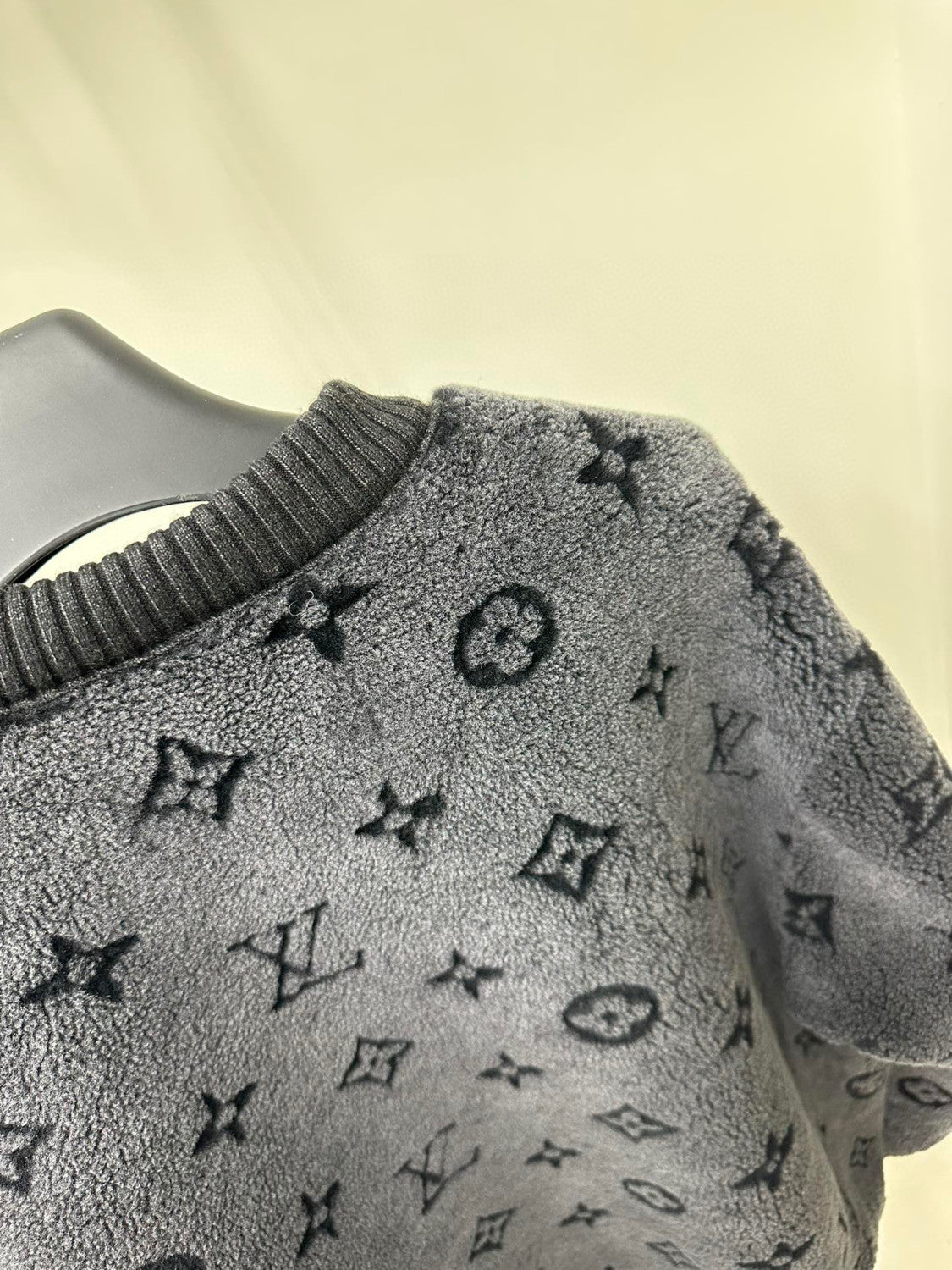 Louis Vuitton Wear a Long Sleeved Pullover On Both Sides Jacket #21796