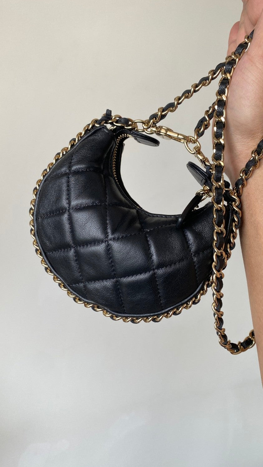 Chanel Diamond Chain Moon Bag Fashionable and Versatile Shoulder Crossbody Bag #332644