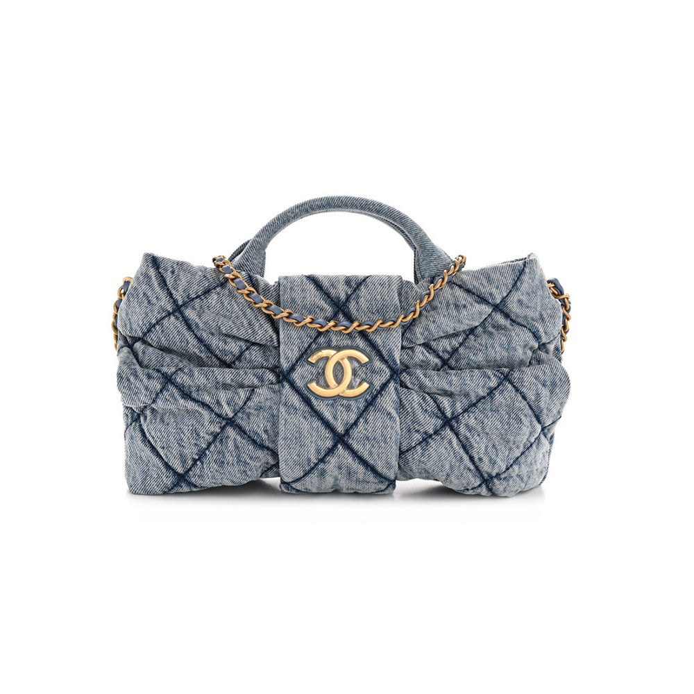 Chanel 25k Runway Bow Bag Bow Shaped Stylish And Unique Available In Medium And Small Sizes Bag Bags #197476