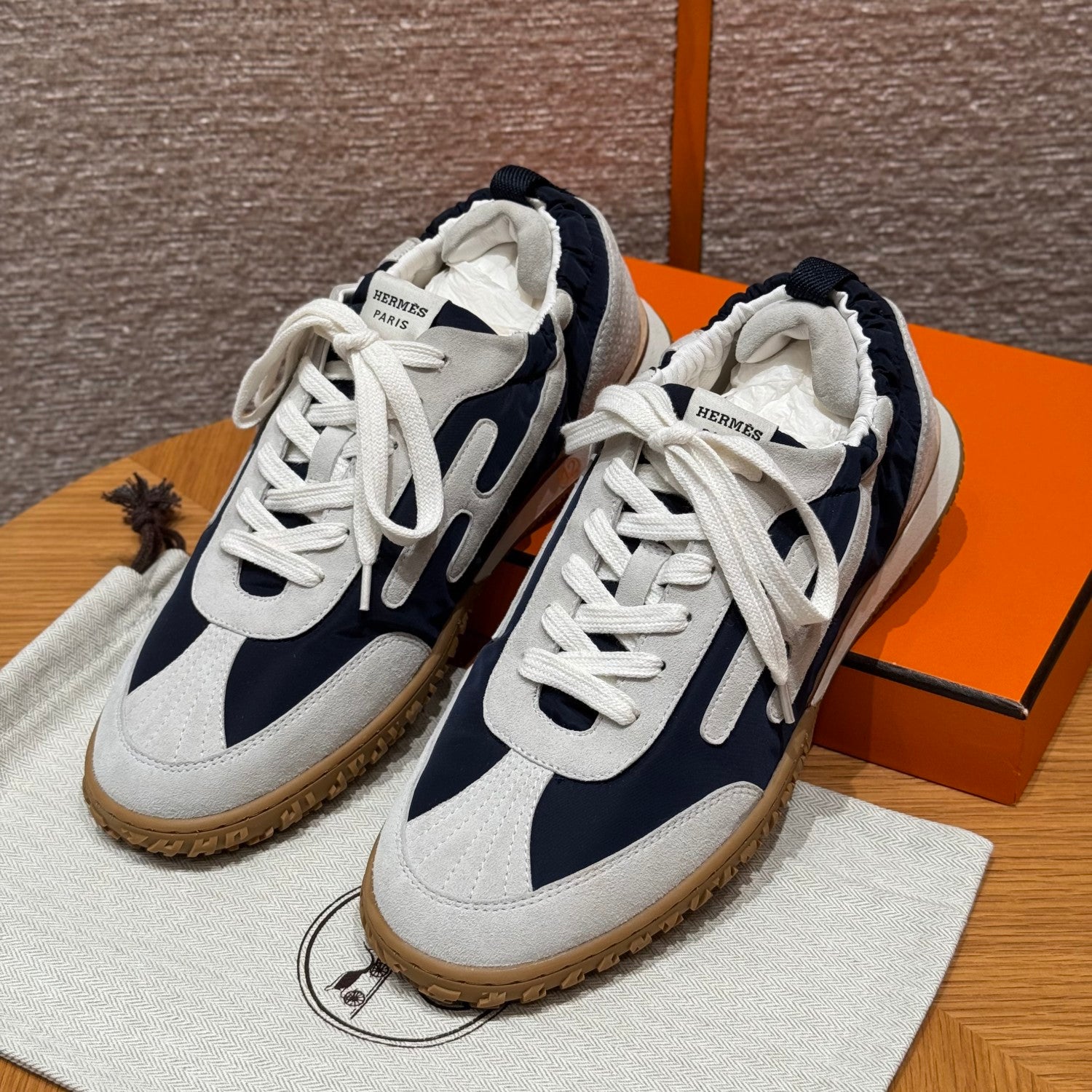 Hermes Jet Men's And Women's Spring/Fall Fashion Casual Round Toe Lace Up Low Top Suede Rubber Sole Training Shoes Sneakers #78581
