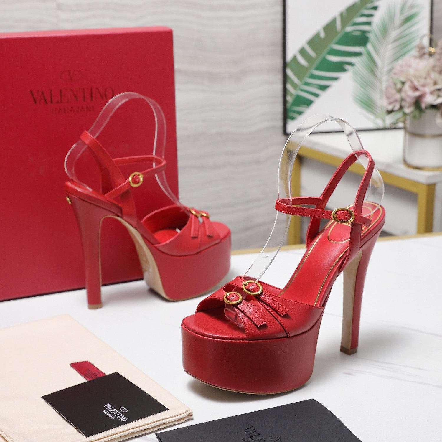 Valentino Round Toe Patent Leather High Heel Sandals 15.5CM #379994