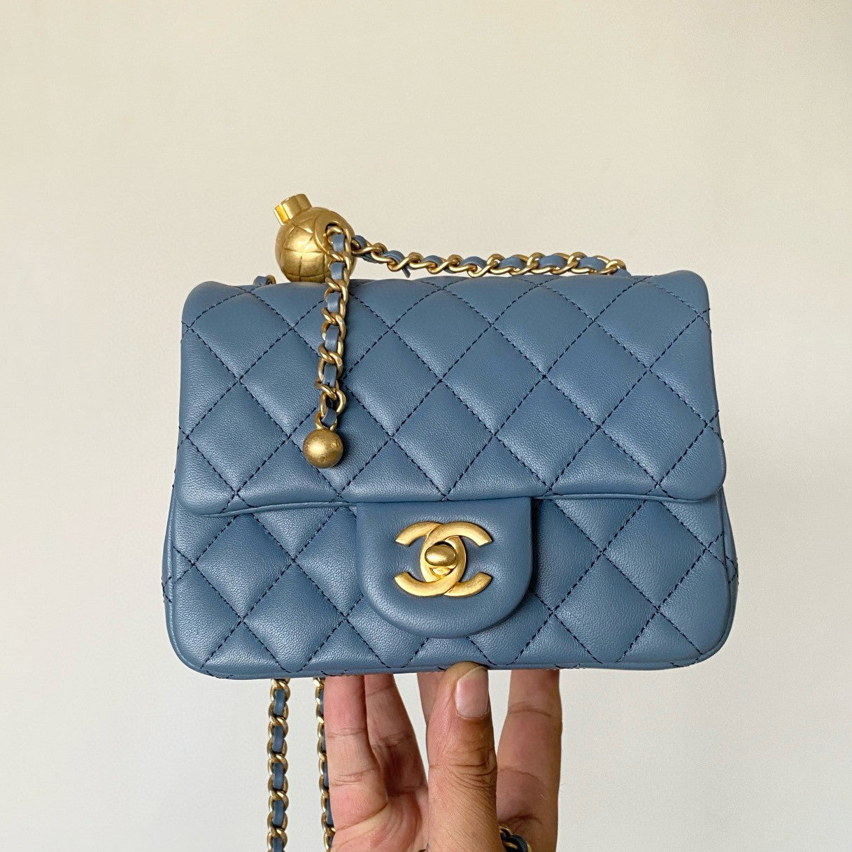 Chanel Women's Adjustable Shoulder Strap Diamond Pattern Gold Buckle Chain Gold Ball Solid Color Leather Crossbody Shoulder Bag Bags #76352