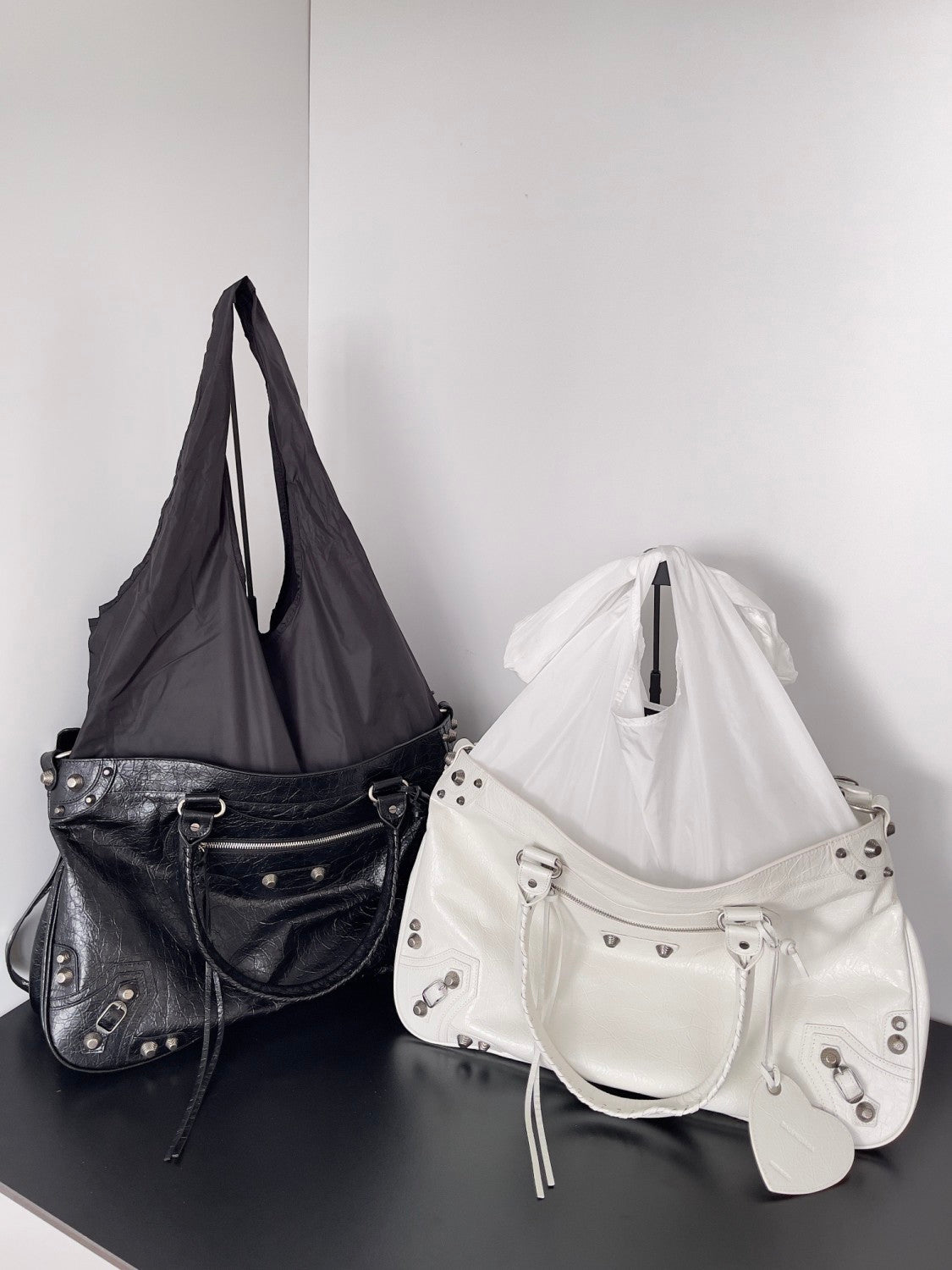 Balenciaga FW24 Autumn Collection Neo Cagole XL PLUS Tote Bag/Motorcycle Bags #193699
