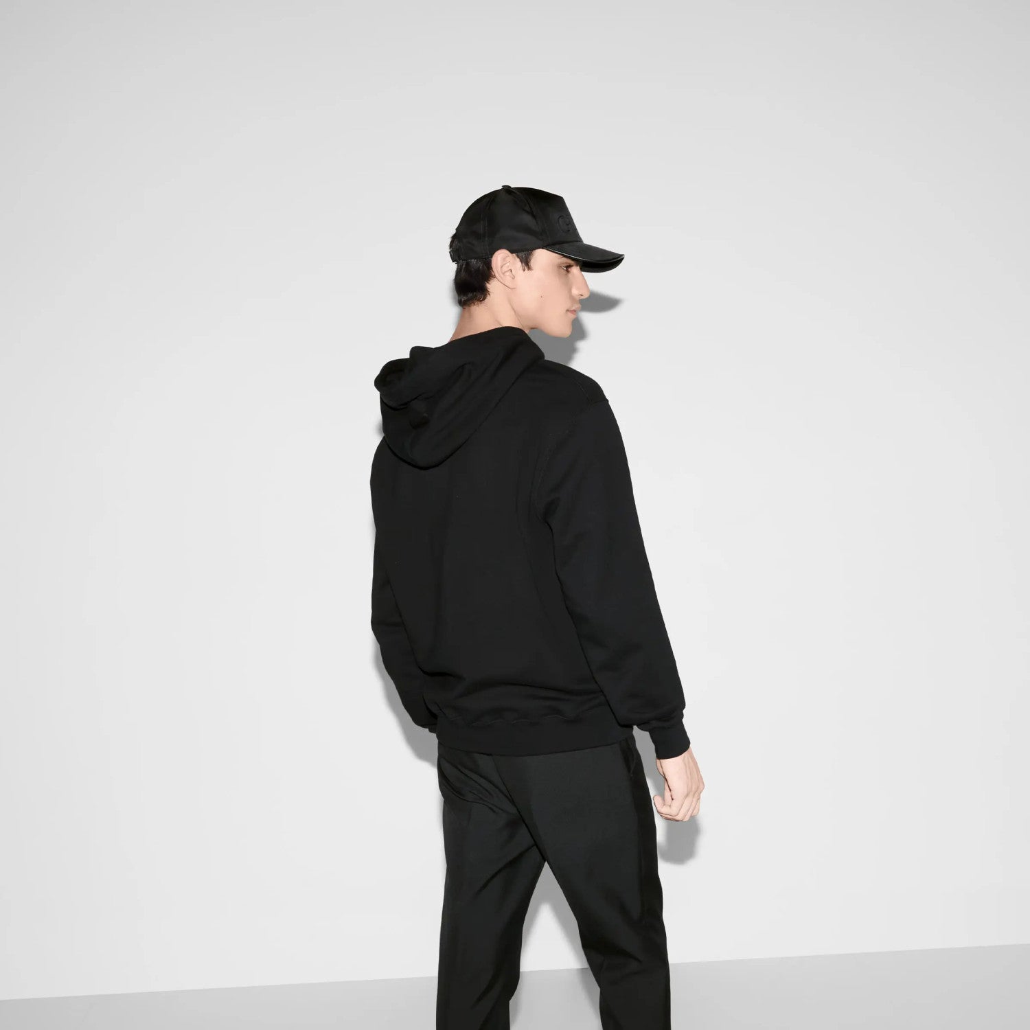 Gucci Men's Logo Embroidered Spring/Fall Knit Cotton Solid Color Drawstring Pullover Hoodie Sweatshirt #81576