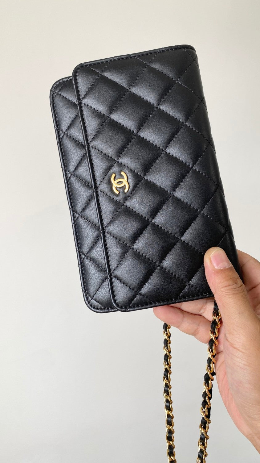 CHANEL Classic CC Logo Silver Buckle Lychee Leather Black #332724