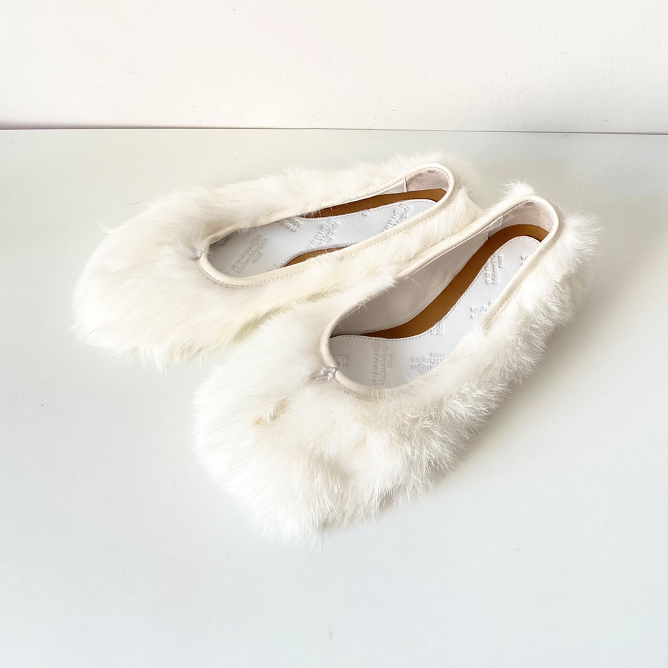 Maison Margiela Spring And Autumn Plush Split Toe Shoes Fashion Casual Comfortable Flat Shoes Solid Colour Temperament Women's Shoes #81148