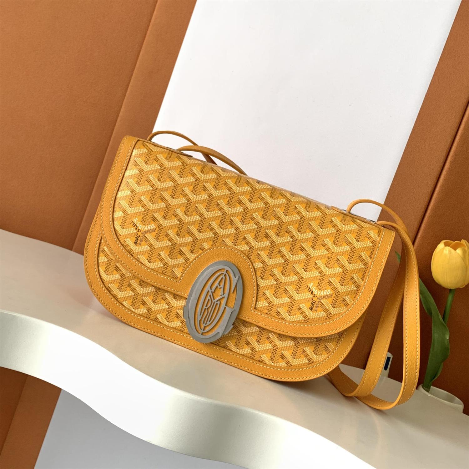 GOYARD Men's and Women's Old Flower Full Print Adjustable Shoulder Strap Canvas Patchwork Leather Flap Messenger Bag Shoulder Crossbody Bags #75318