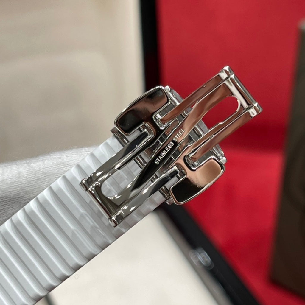 Patek Philippe Women's Quartz Movement 100 Meter Waterproof White Dial Rubber Strap Watch #75282