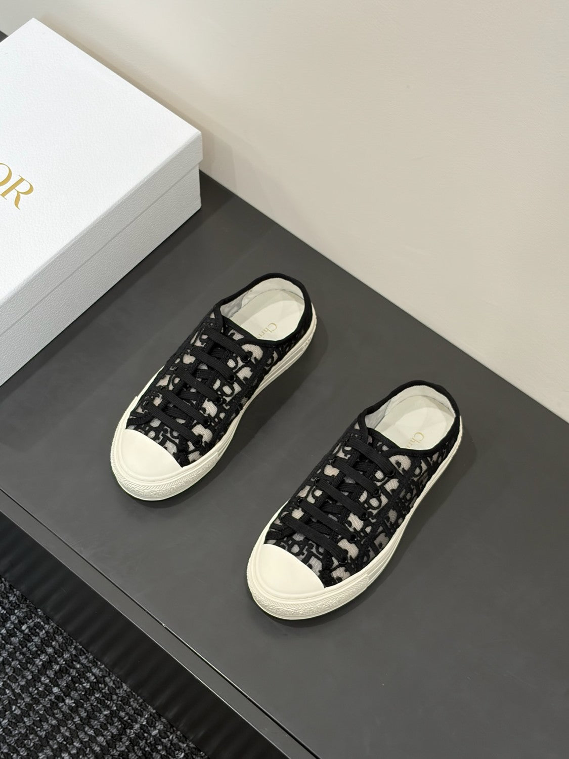 DIOR Walk n Dior Platform Sneaker Sky Blue Dior Oblique Embroidered Mesh #386883