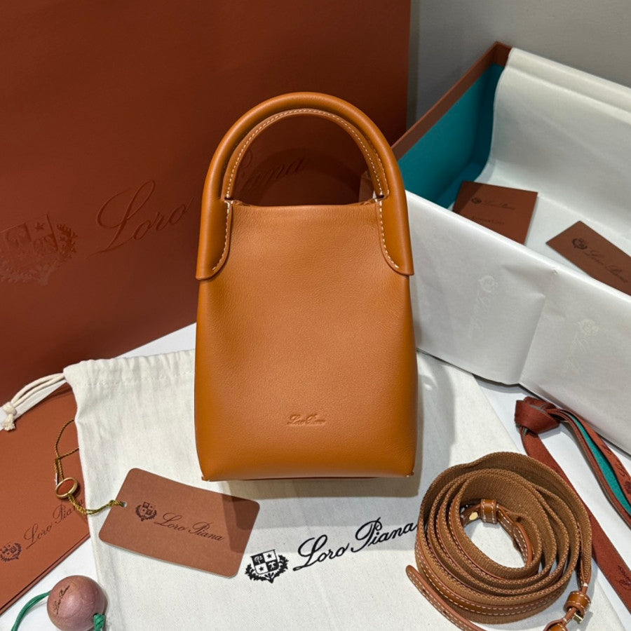 Loro Piana Women's Solid Color Detachable Shoulder Strap Cowhide Leather Single Shoulder Slanting Handbag Bag Bags #75417