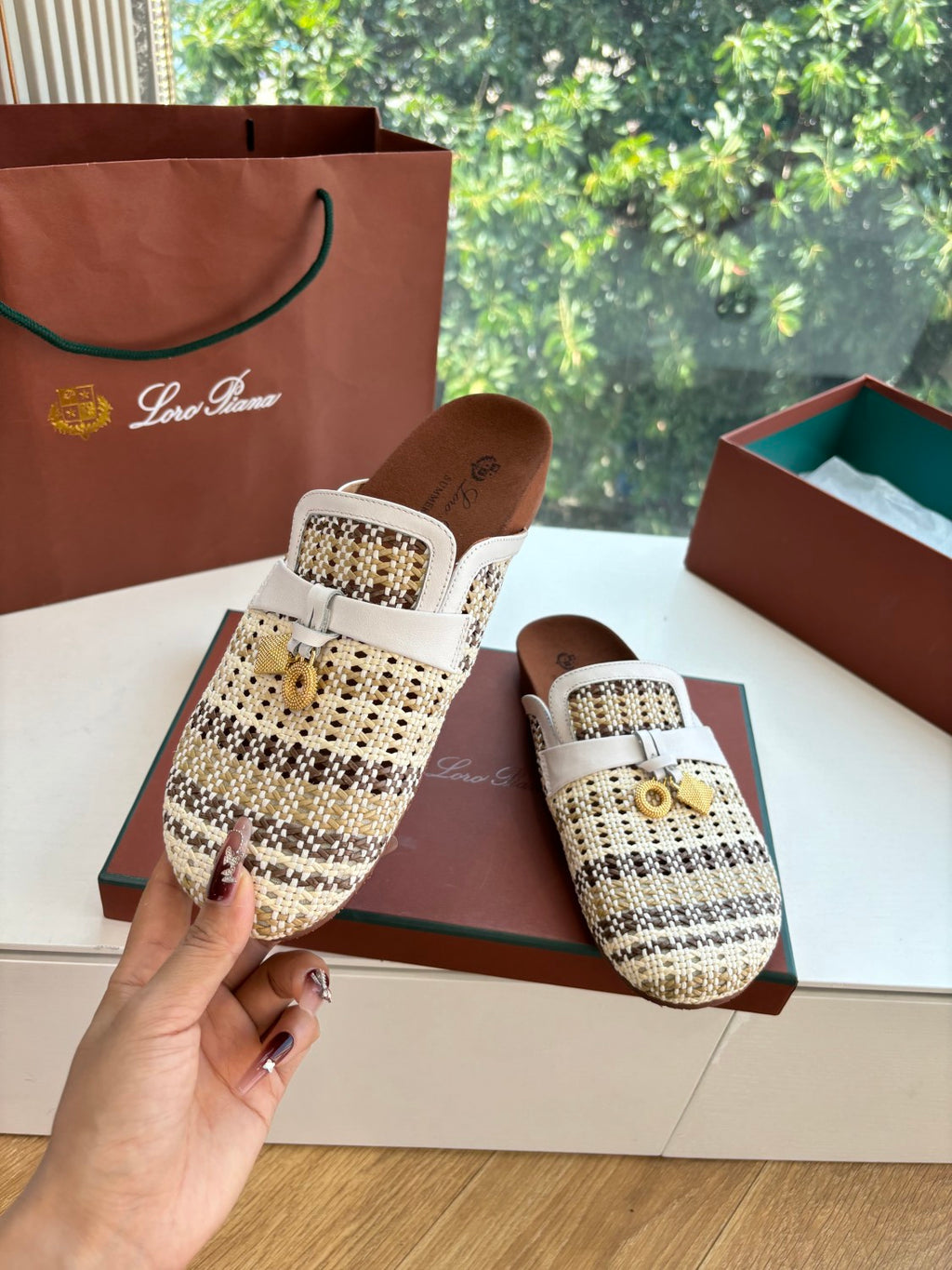 Loro Piana Women's Spring/fall Fashion Casual Leather Breathable Woven Round Toe Slippers Birkenstock Slippers Shoes #78383