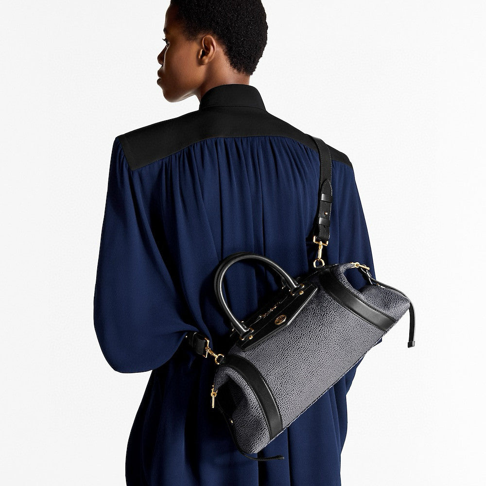 Louis Vuitton LV BIKER Women's Solid Color Metal Accessories Detachable Adjustable Shoulder Strap Sheep Leather Shoulder Handbag Bag Bags #76456