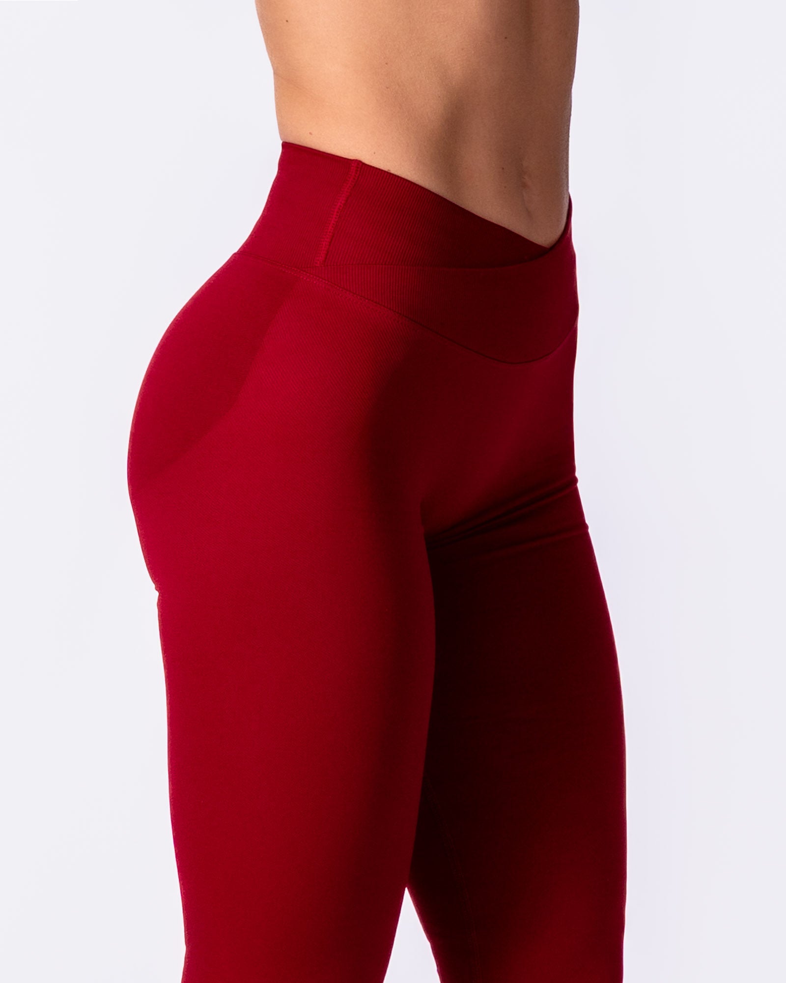 Captivate X Leggings
