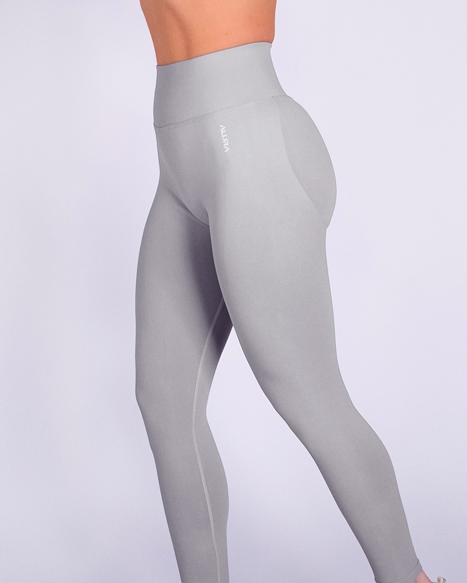 Captivate Leggings
