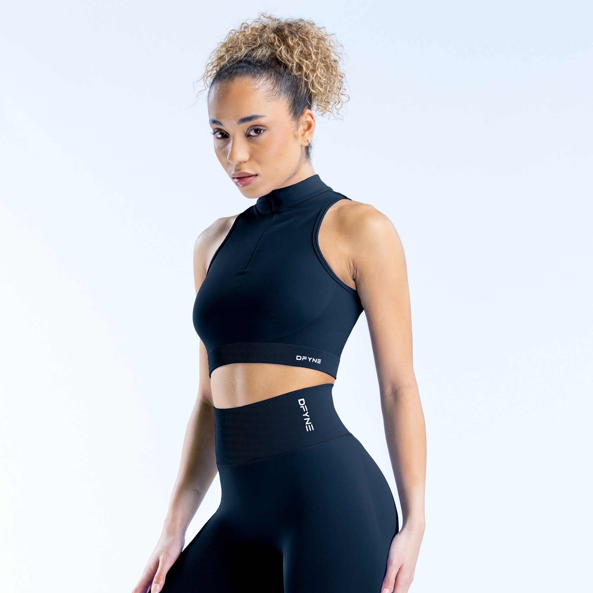 Dynamic Quarter Zip Tank
