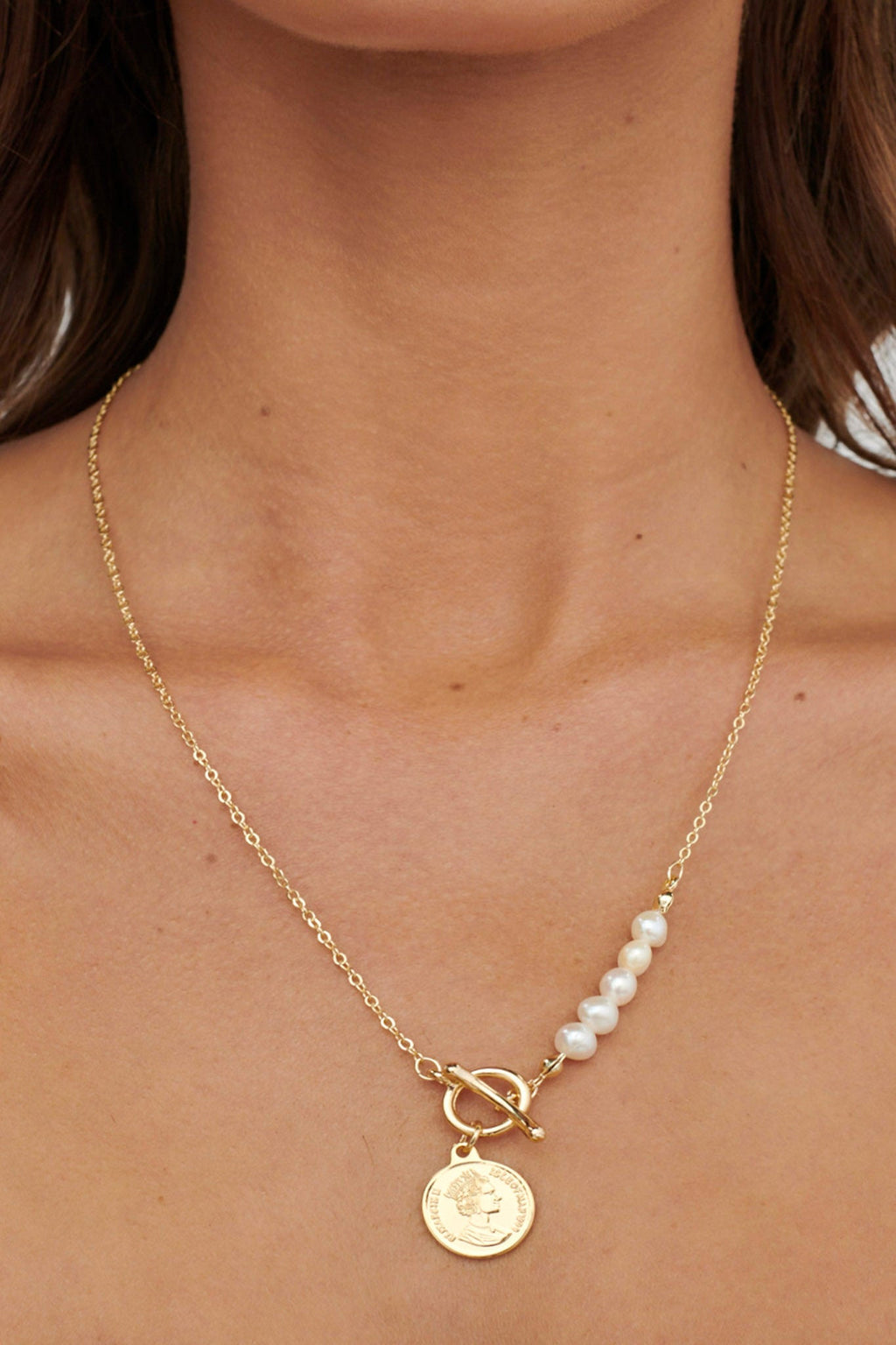 Marissa Pearl & Pendant Necklace Gold
