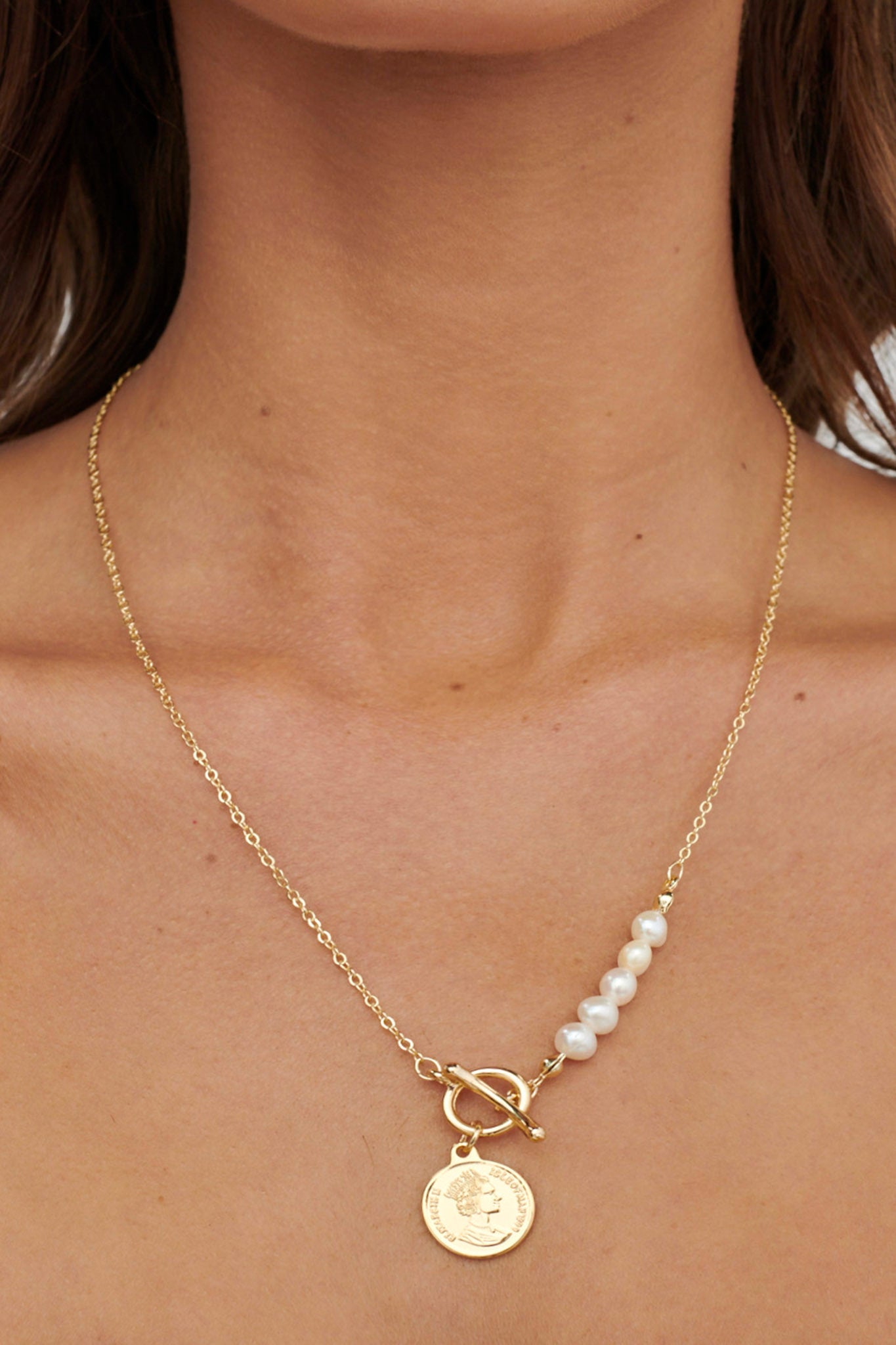 Marissa Pearl & Pendant Necklace Gold