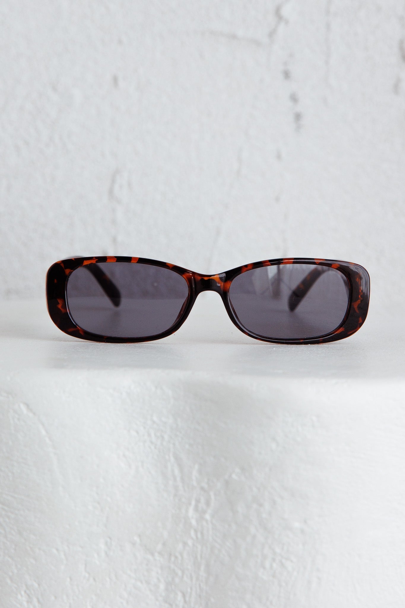 Eola Retro Sunglasses Tort