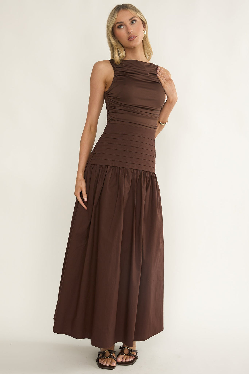 Dalayla Sleeveless Pintuck Maxi Dress Chocolate