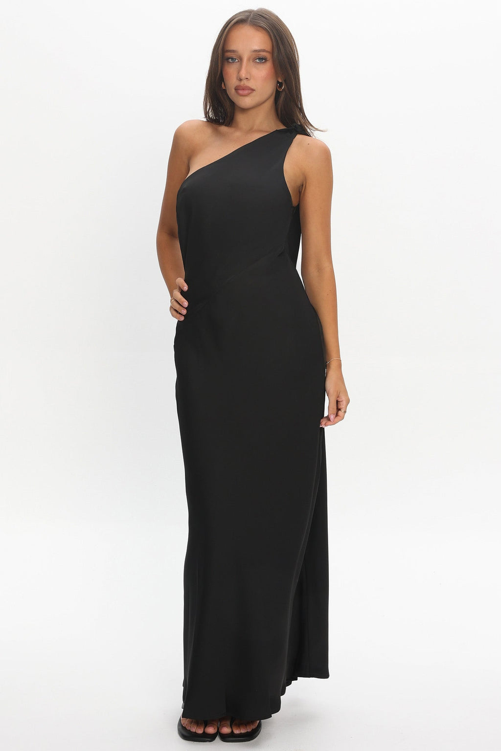 Robertah One-Shoulder Bow Maxi Dress Black