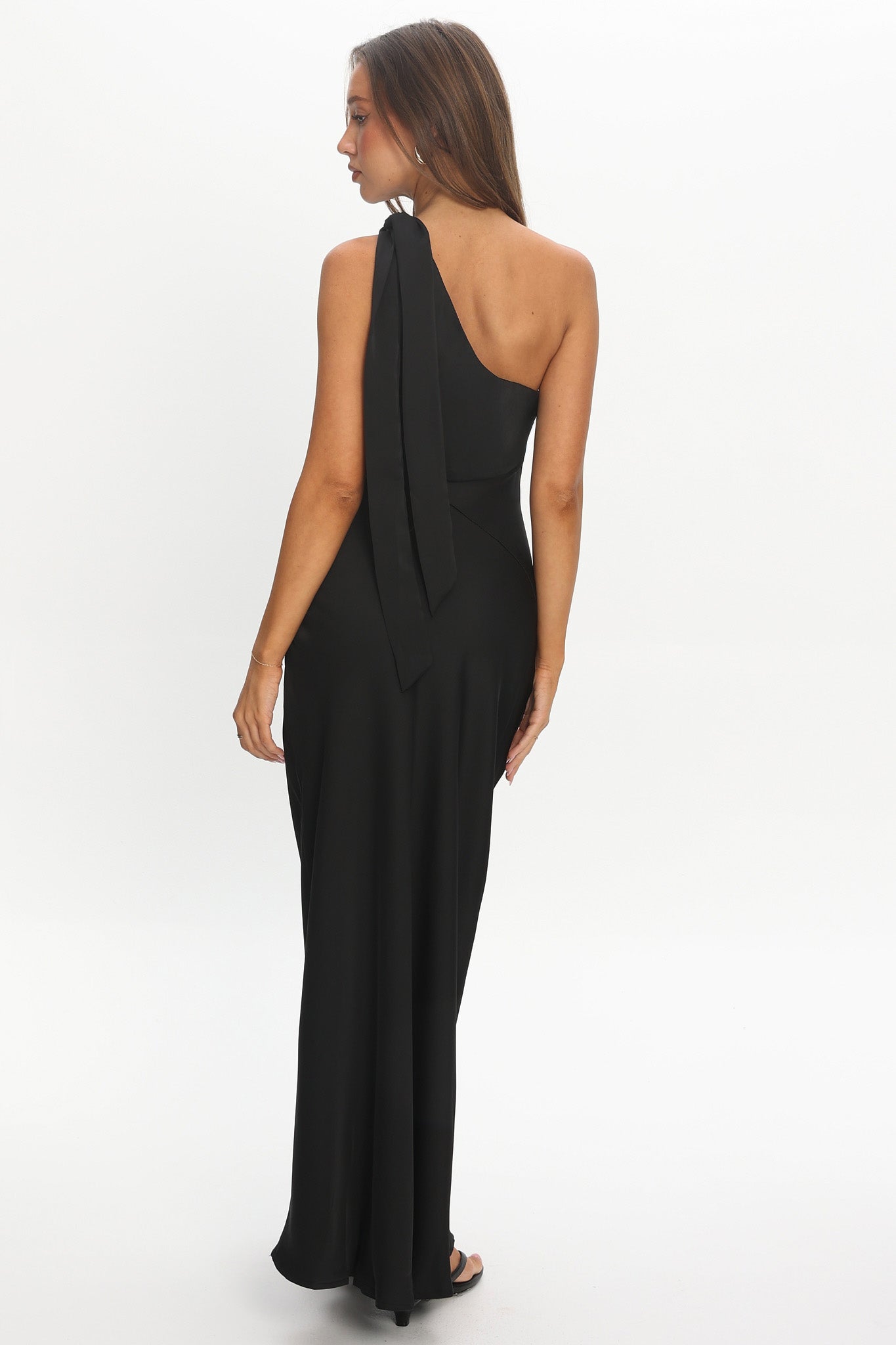 Robertah One-Shoulder Bow Maxi Dress Black
