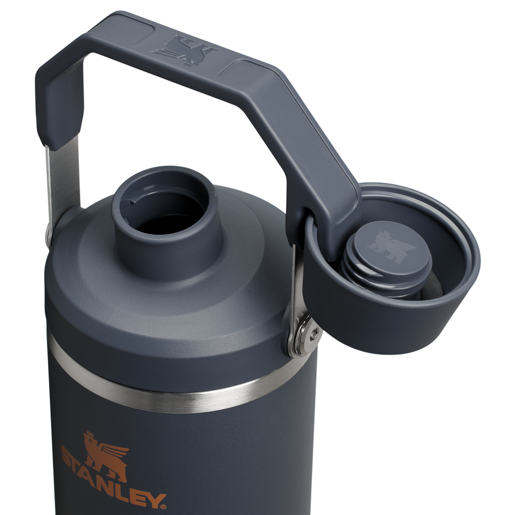 The IceFlow??Tumbler with Fast Flow Lid | 30 OZ