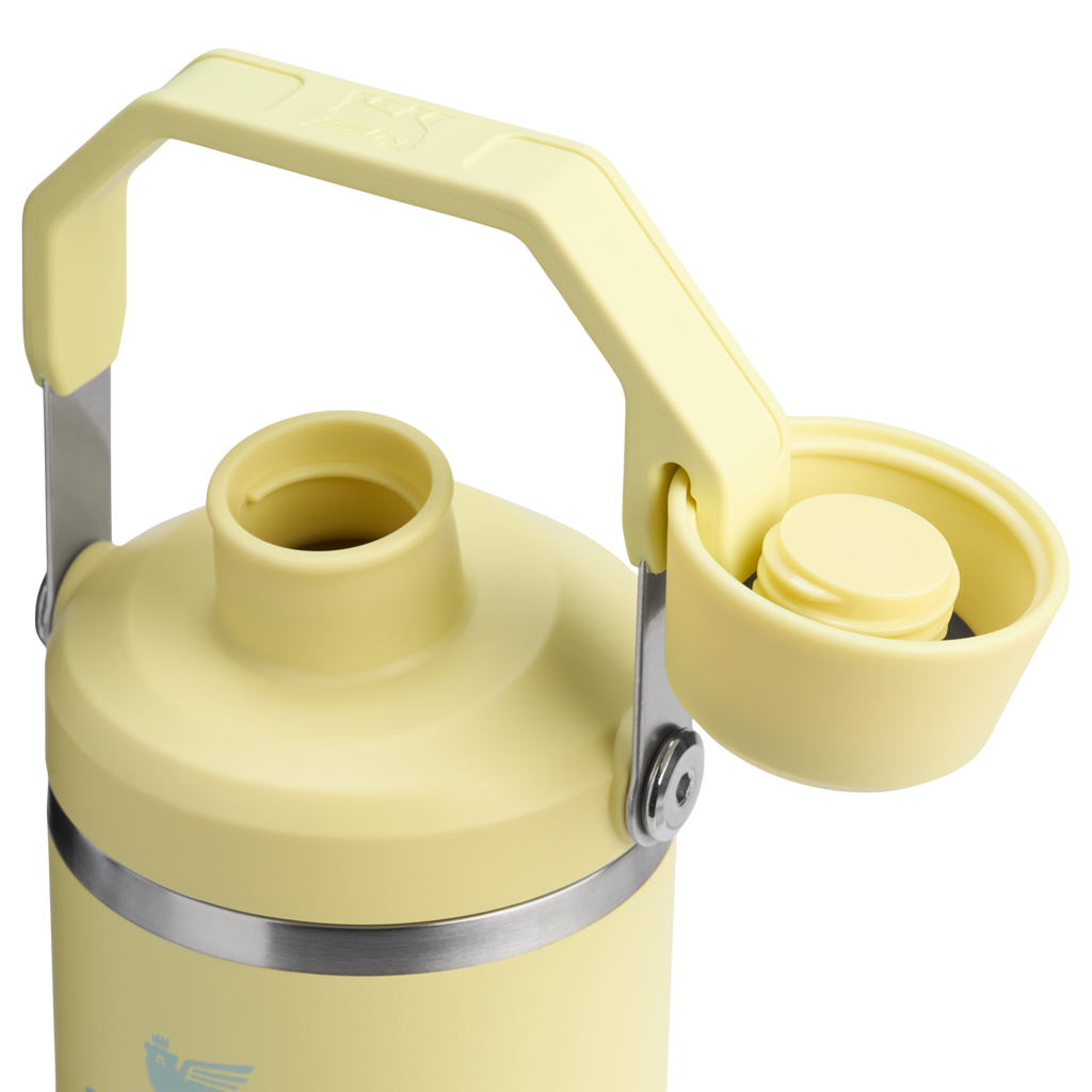 The IceFlow??Tumbler with Fast Flow Lid | 30 OZ