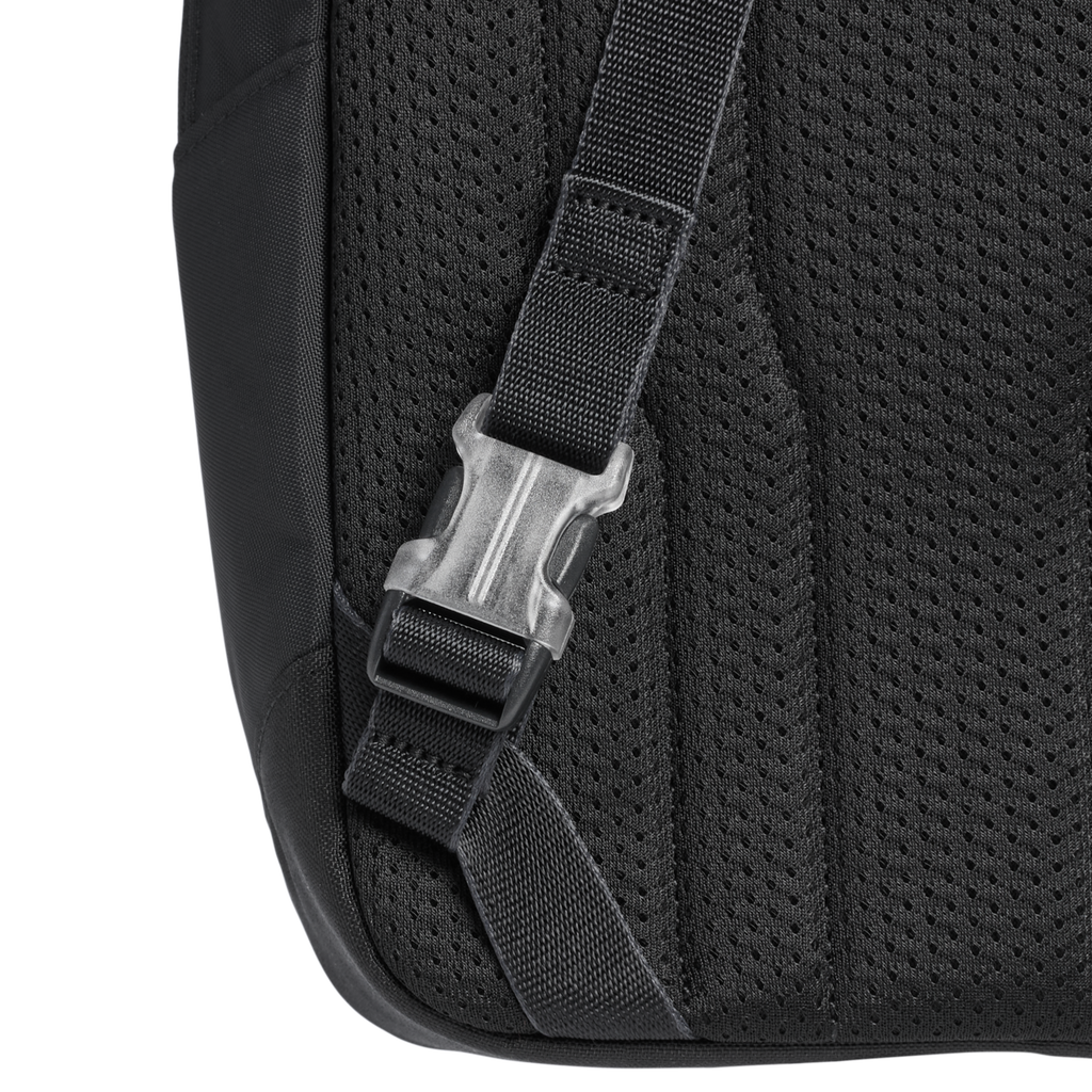 The Vitalize??Crossbody Bag | 10 QT