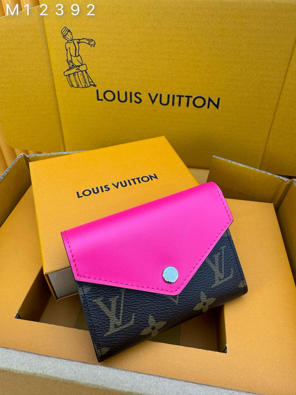 Louis Vuitton Women's Retro Fashion Logo Printing Folding Short Cowhide VICTORINE Wallet Bag Bags #77749