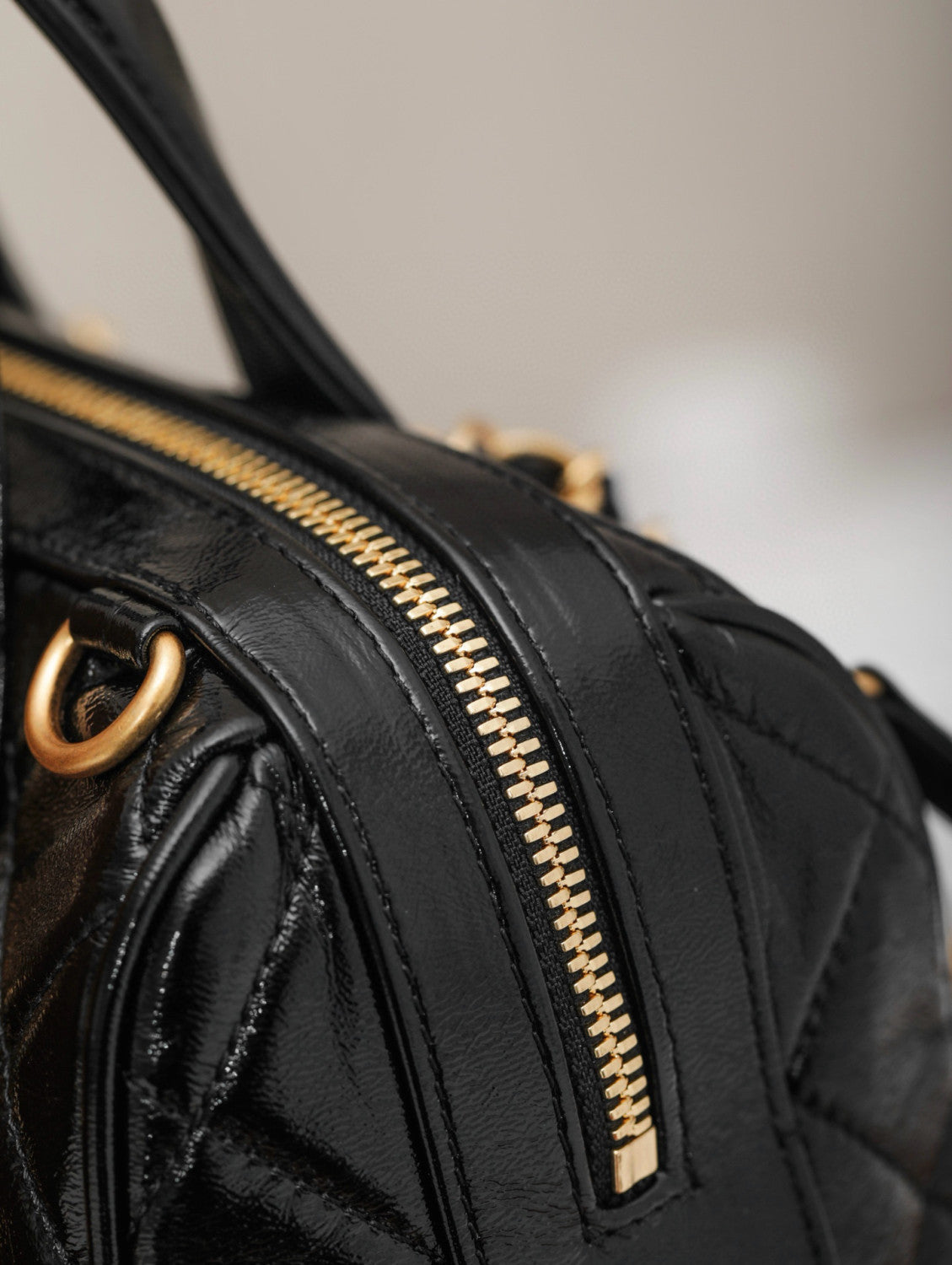 Chanel Women's Solid Color Lacquered Grained Calfskin Handbag Shoulder Bag Bowling Bags #77763