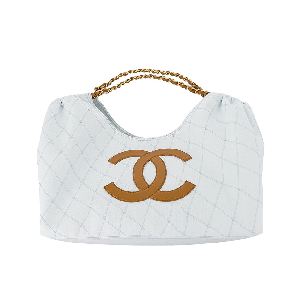 Chanel 26M Coco Beach Tote Bag In Blue Lightweight Yet Spacious With A Chain Strap That Can Be Worn Over The Shoulder Or Carried By Hand Bags Lady #197129