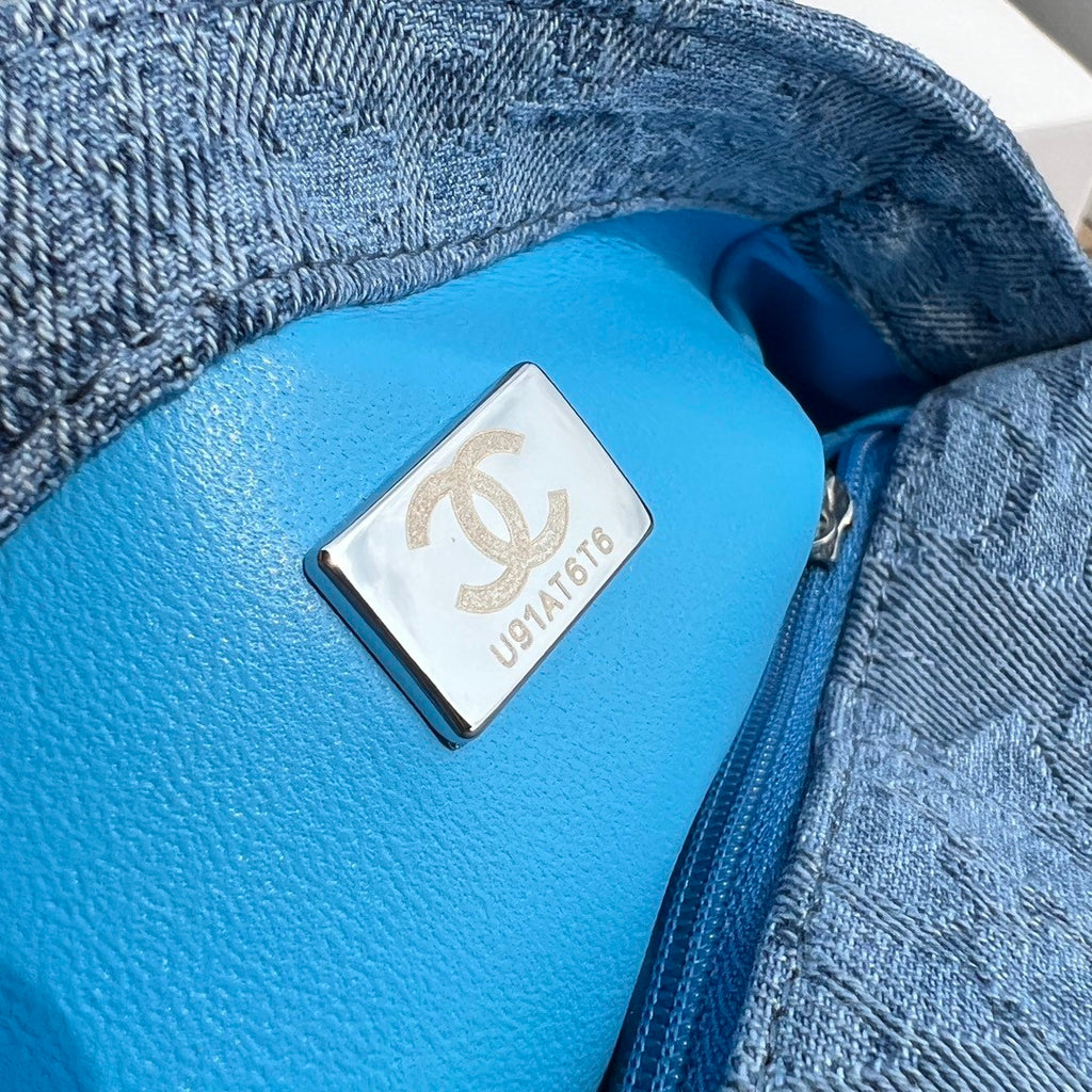 Chanel Women's Classic Chain Blue Gradient Denim Flap Shoulder Crossbody Bag Bags #76193