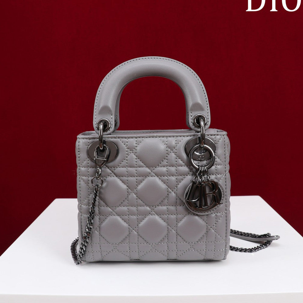 Dior Lady Women's Solid Color Metal Pendant Removable Chain Shoulder Strap Wicker Pattern Sheepskin Leather Single Shoulder Crossbody Handbag Bag Bags #77461