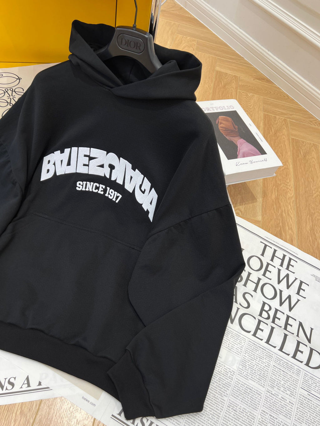 Balenciaga Back Flip Round Hoodie Oversize In Black Mirror Letter Hooded Sweatshirt Pullover #96248