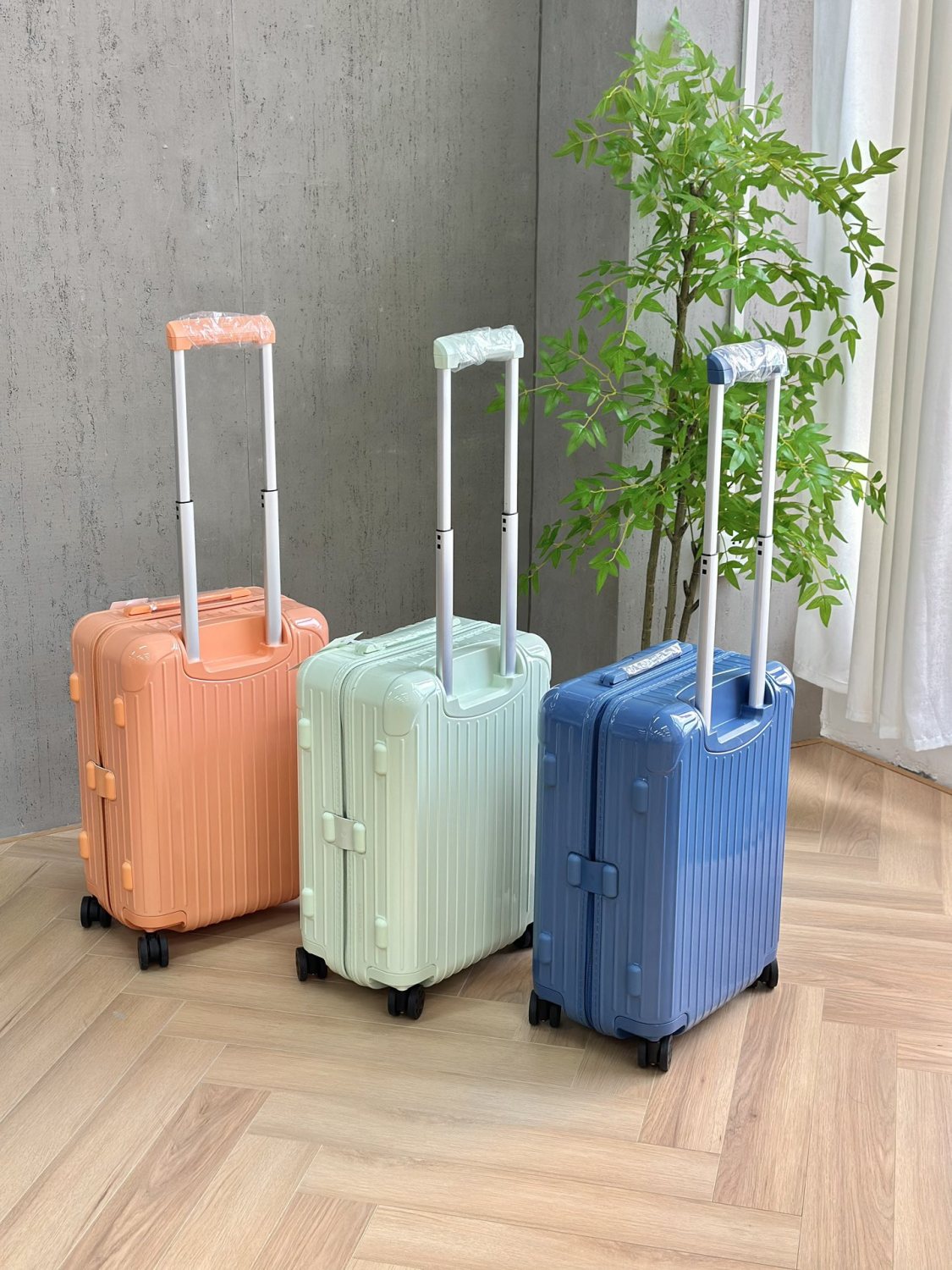 Rimowa Essential Series Five New Seasonal Limited-edition Luggage Models Available In Various Sizes Perfect For Short Trips Or Long Journeys Offering High-quality Luggage Box  #195323