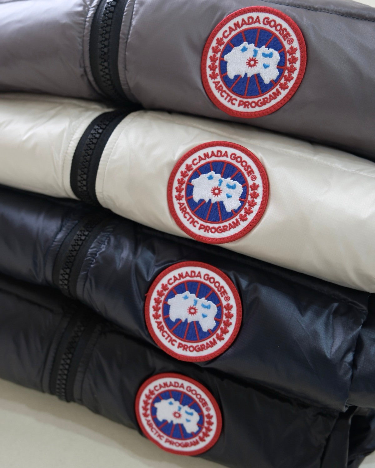 Canada Goose Men's and Women's Fall/Winter Crofton Canada Goose lightweight series functional Down jacket vest #332211