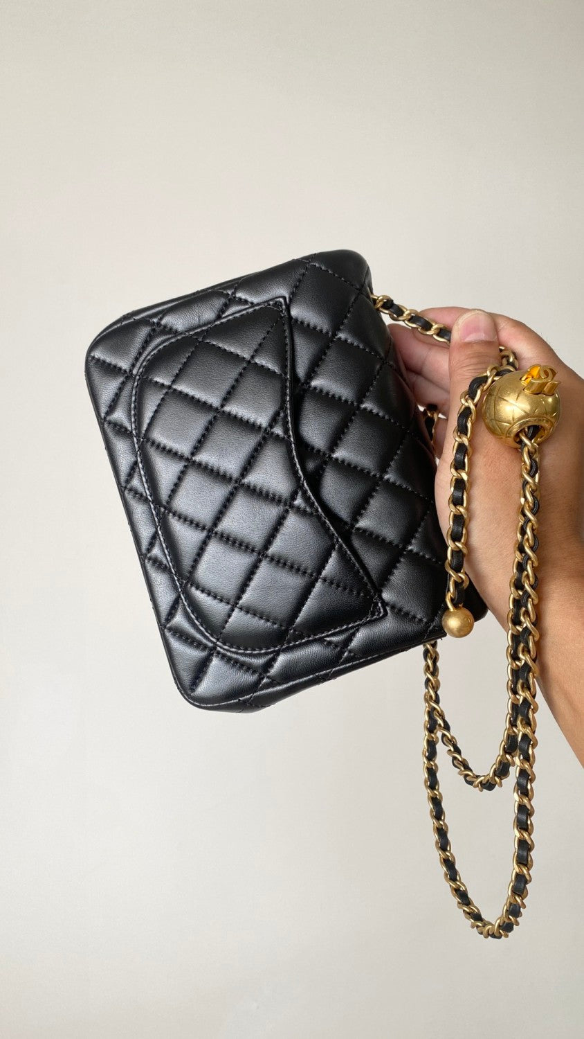 Chanel Women's Adjustable Shoulder Strap Diamond Pattern Gold Buckle Chain Gold Ball Solid Color Leather Crossbody Shoulder Bag Bags #76352