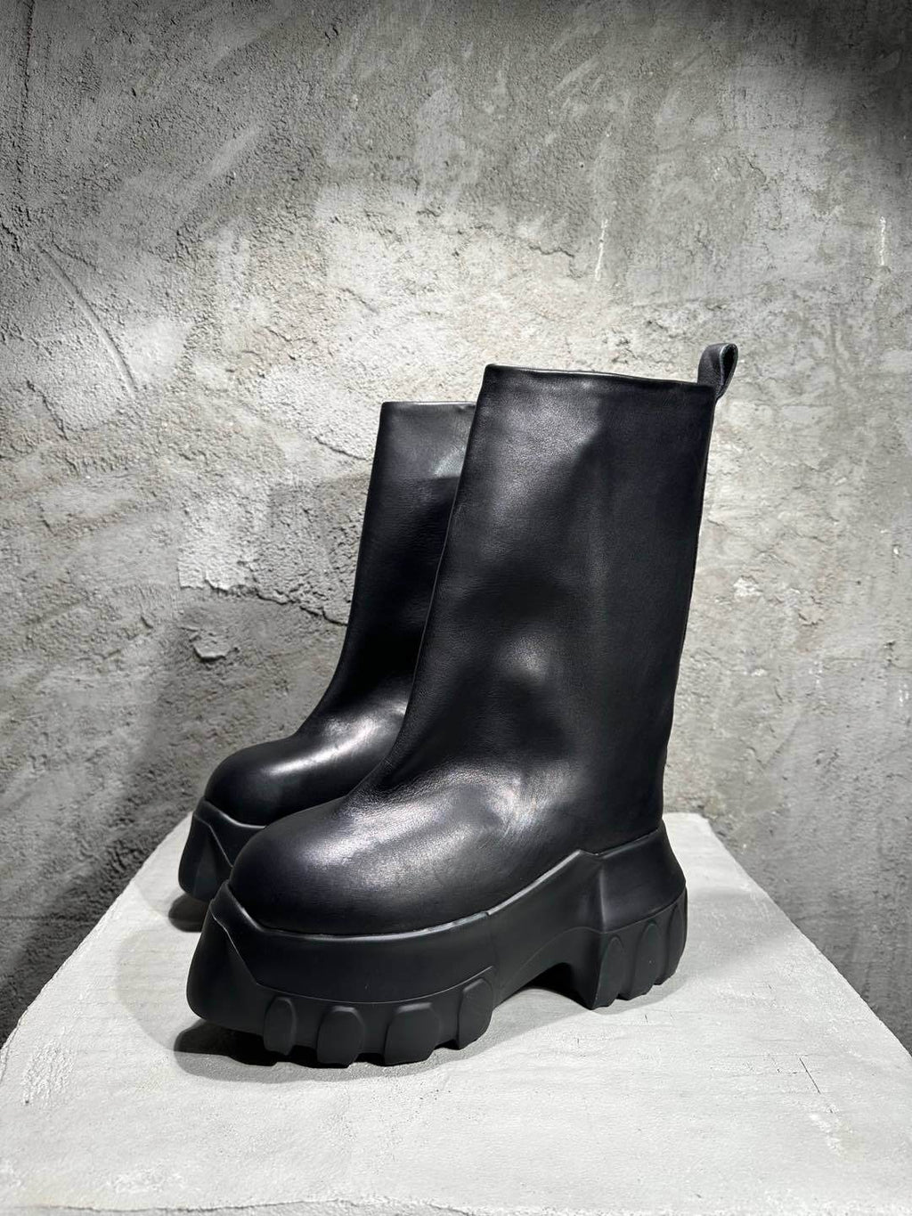 Rick Owens Men's And Women's Solid Color Thick Soled Round Toe Cowhide High Top Boots Shoes #77262