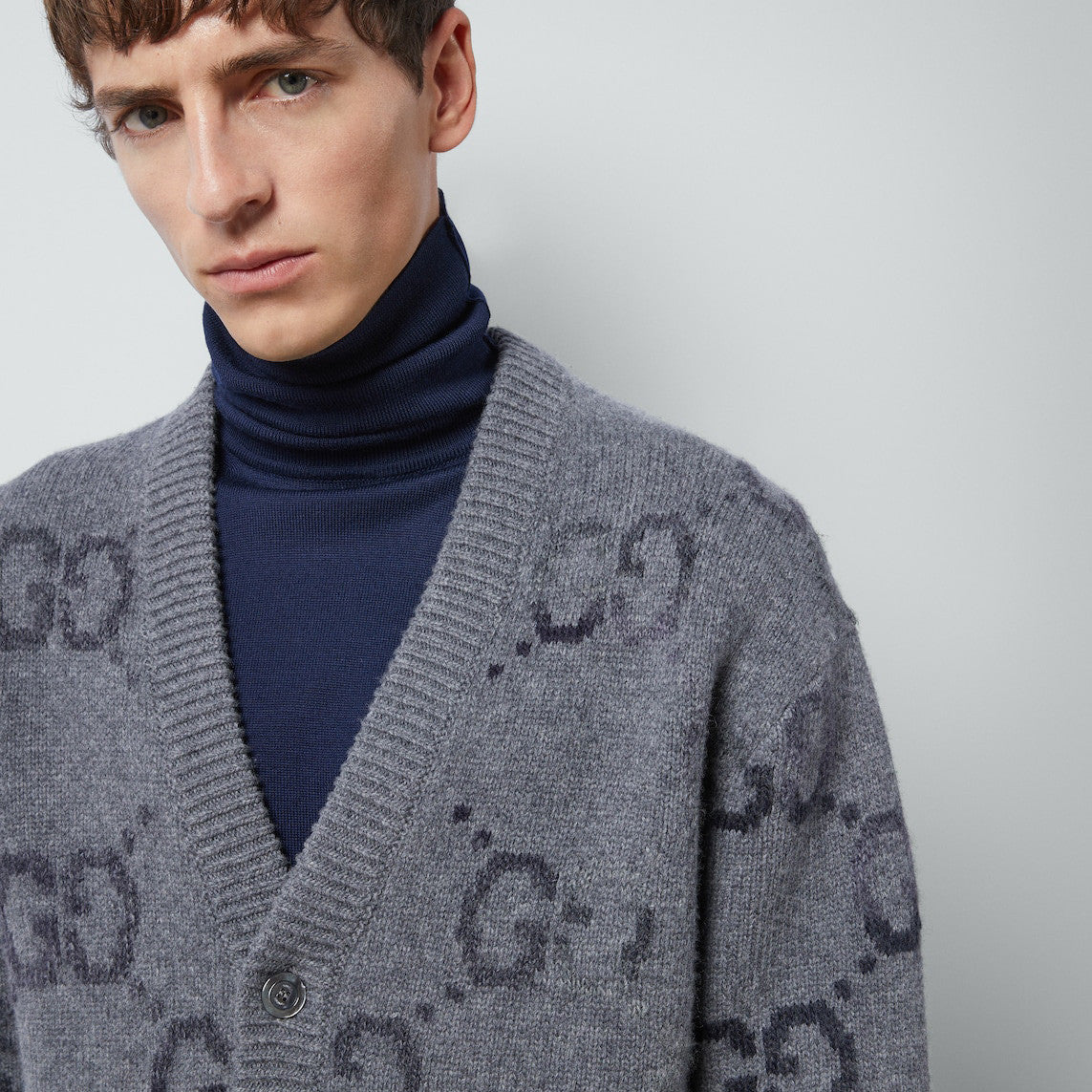 Gucci Men's And Women's Spring And Autumn Solid Color Logo Print Single-breasted V-neck Long Sleeve Cashmere Cardigan Jacket #78173