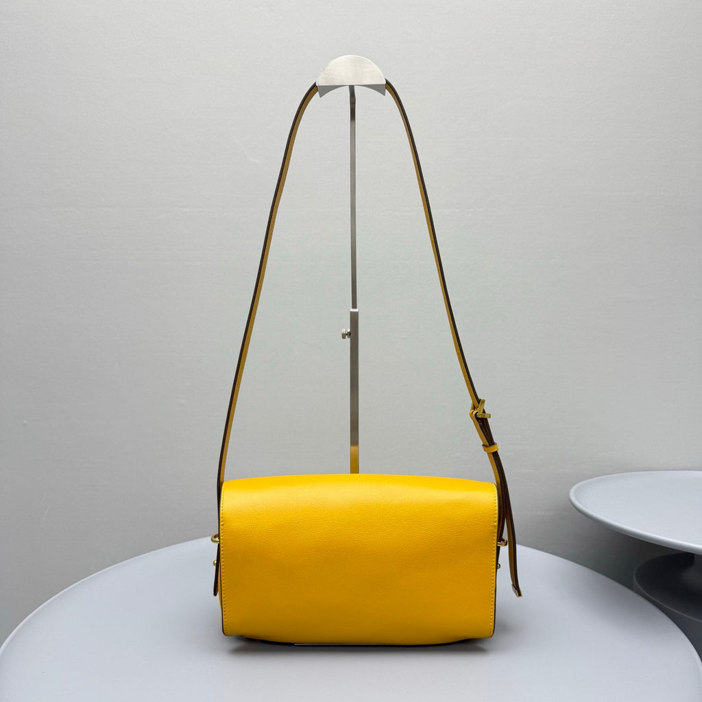 Balenciaga Le 7 Shoulder Bag Medium #378950
