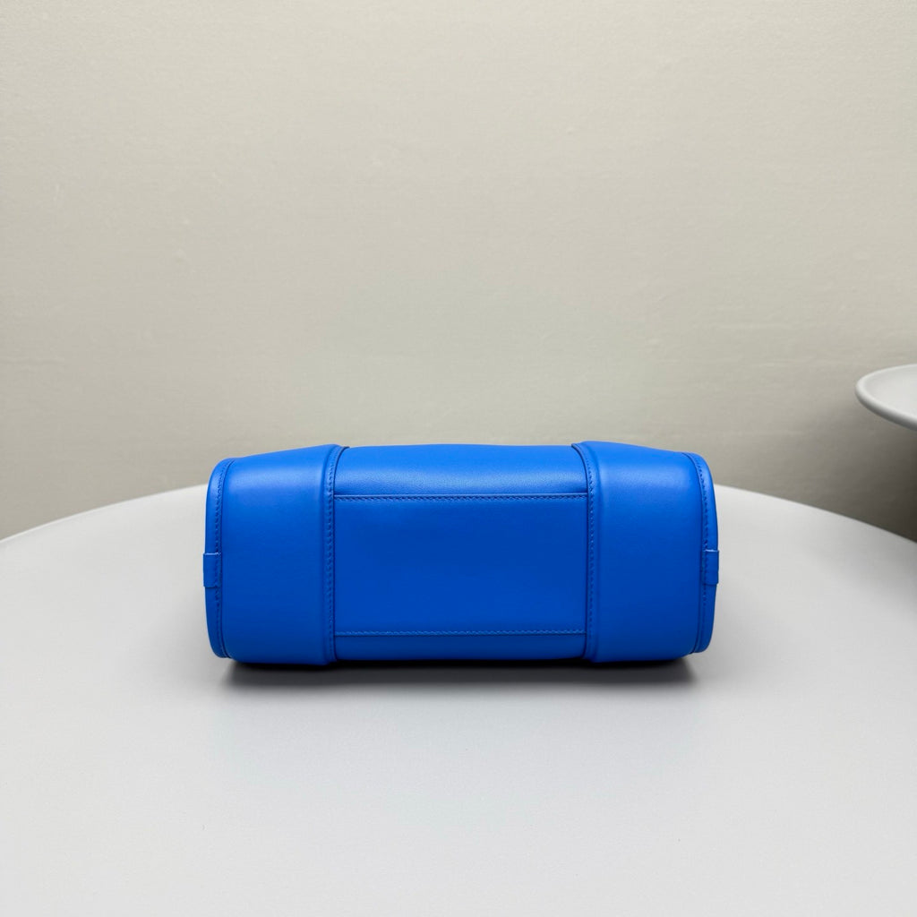 LOEWE Small Amazona 180 Bag in Soft Calfskin #380145