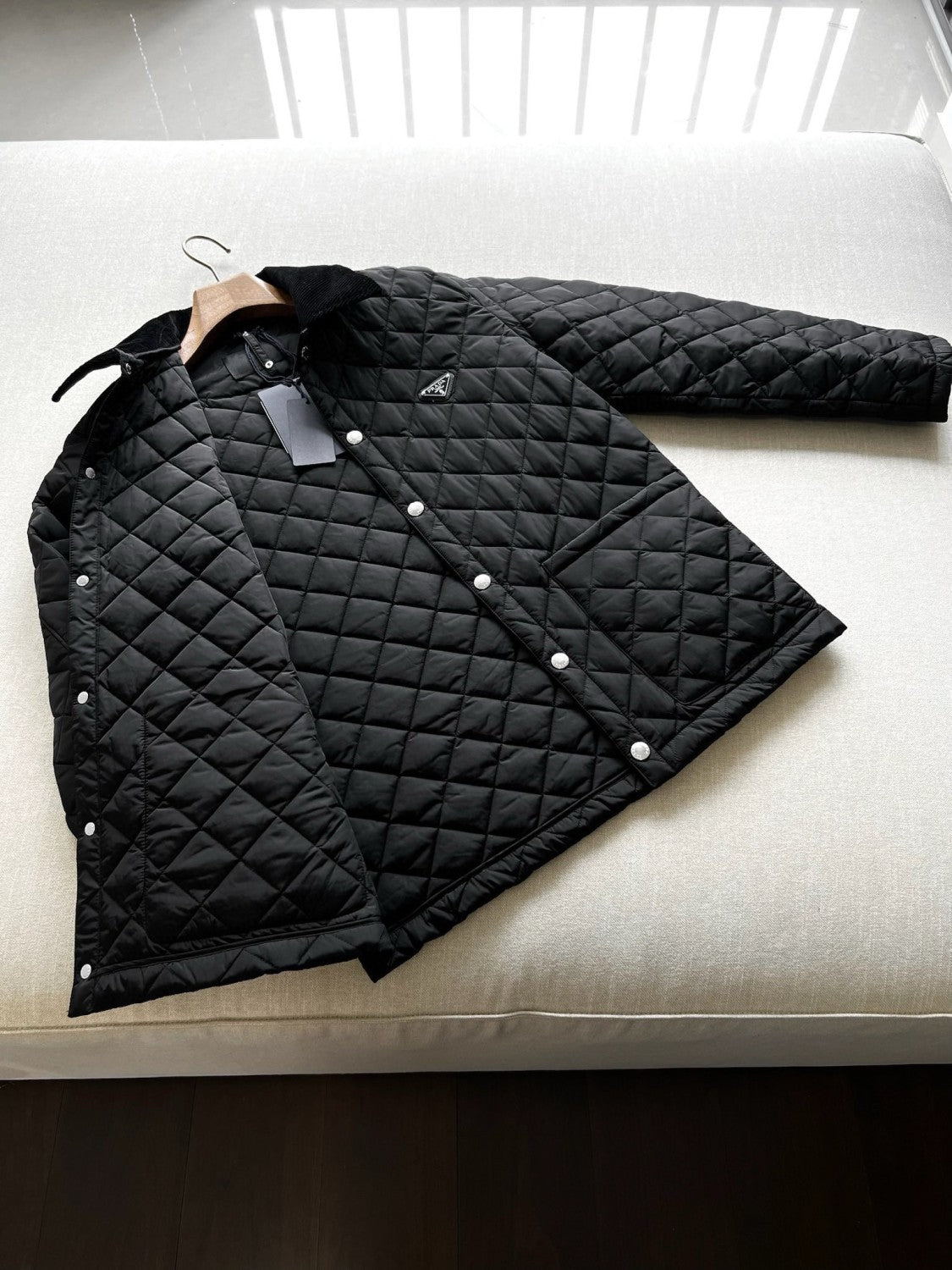 Prada Men's Autumn and Winter Solid Color Nylon Quilted Single Breasted Long Sleeve Puffer Down Jacket #73918