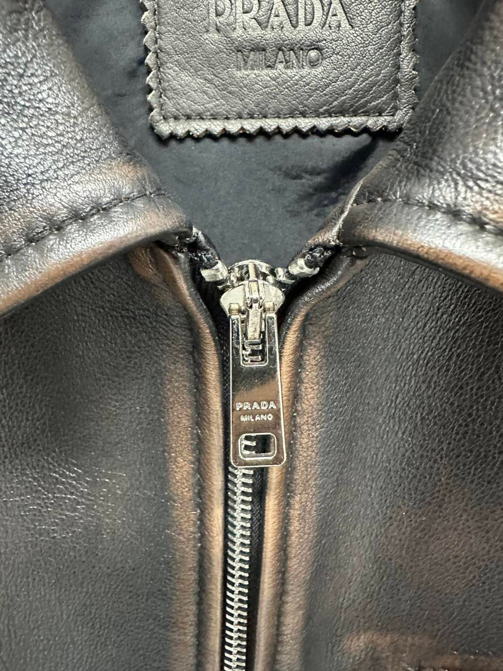 Prada Men's Autumn and Winter Solid Color Fit Lapel Zipper Long Sleeve Leather Jacket #73774