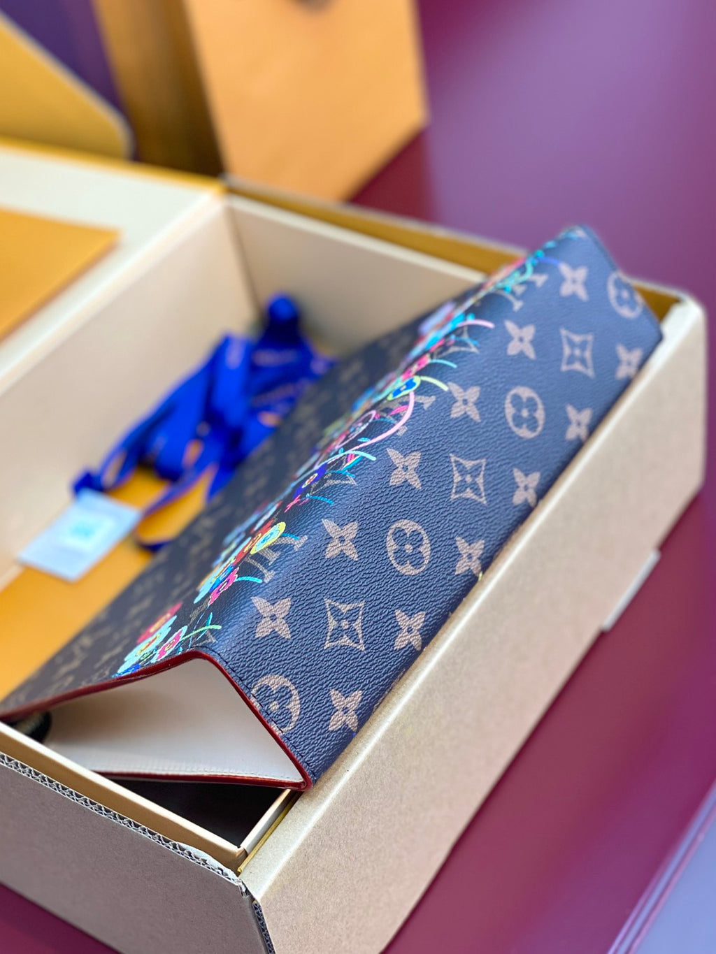 Louis Vuitton LV x TM Men's Solid Color Letter Print Sunflower Pattern Zipper Leather Clutch Bag Bags #77914
