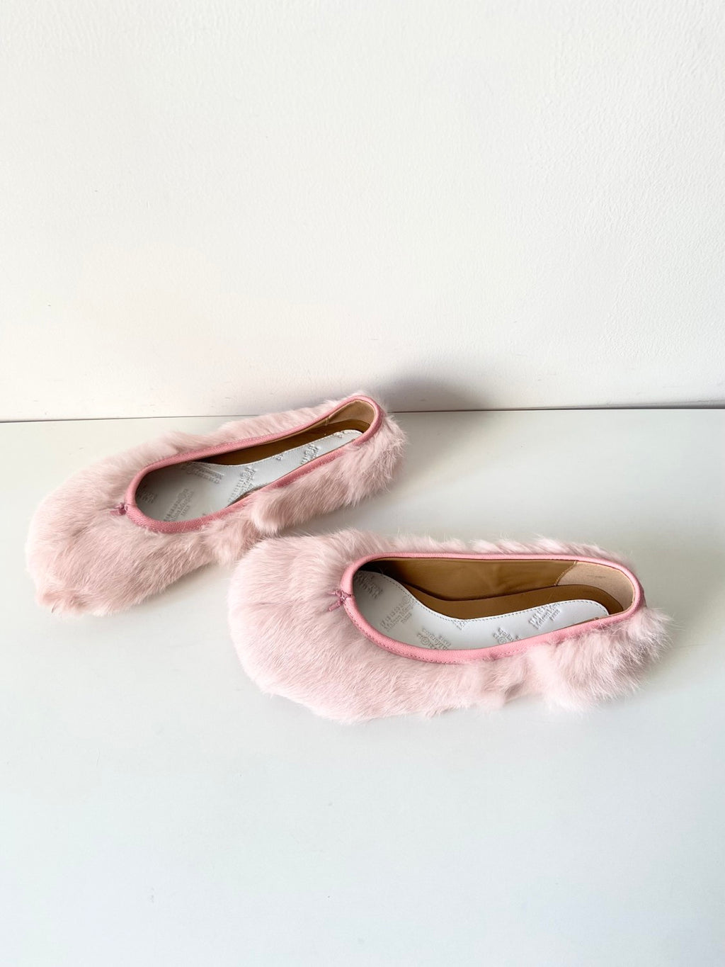 Maison Margiela Spring And Autumn Plush Split Toe Shoes Fashion Casual Comfortable Flat Shoes Solid Colour Temperament Women's Shoes #81148