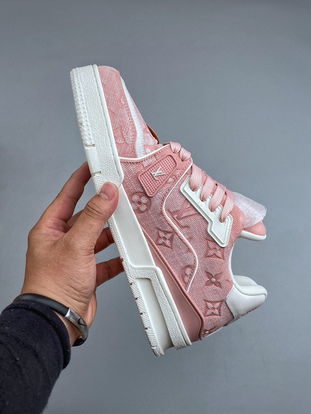 LOUIS VUITTON LV Trainer Sneaker #385130
