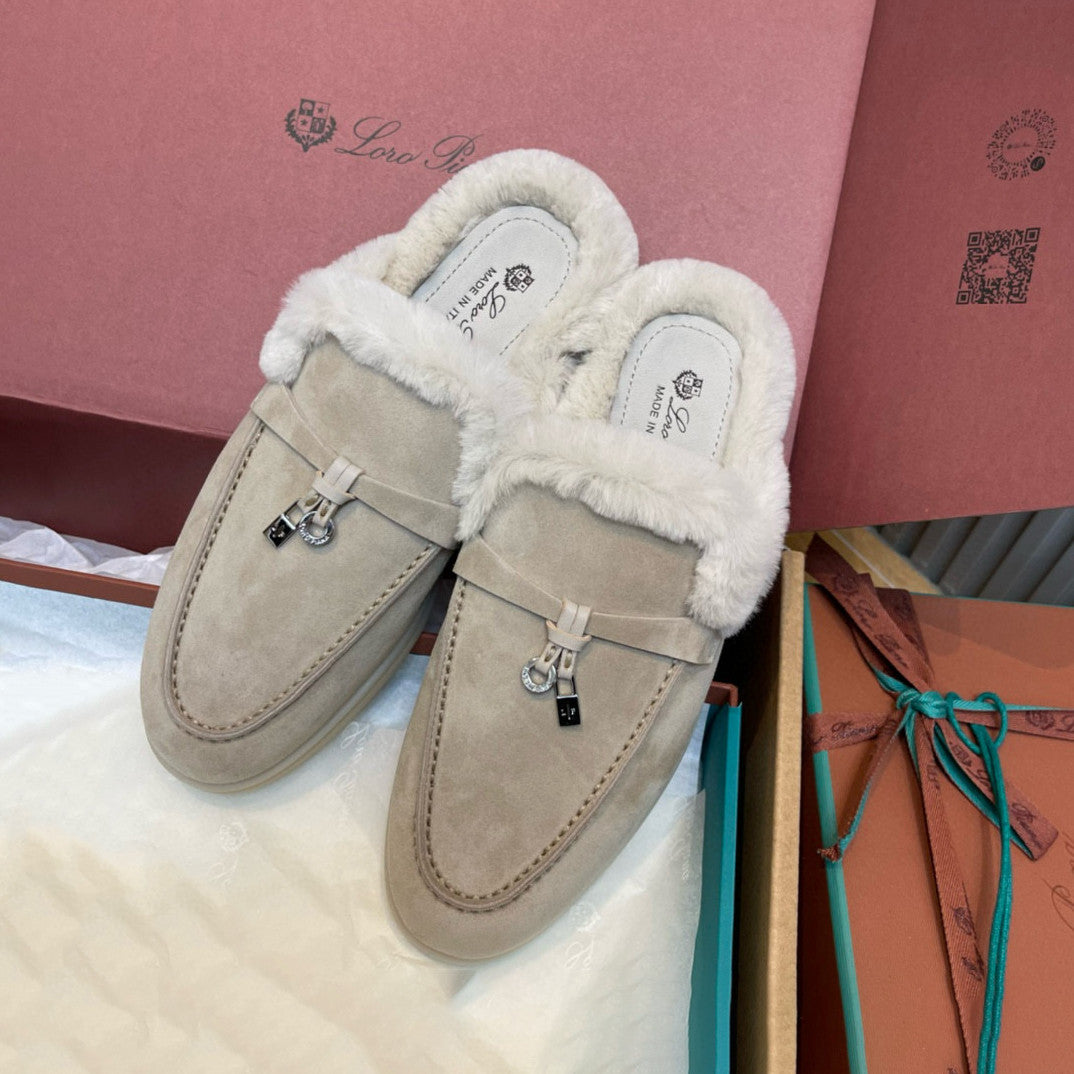 Loro Piana Women's Winter Fashion Casual Round Toe Slip On Beaver Fur Slippers Leather Rubber Sole Covered Toe Slippers  Shoes #78588