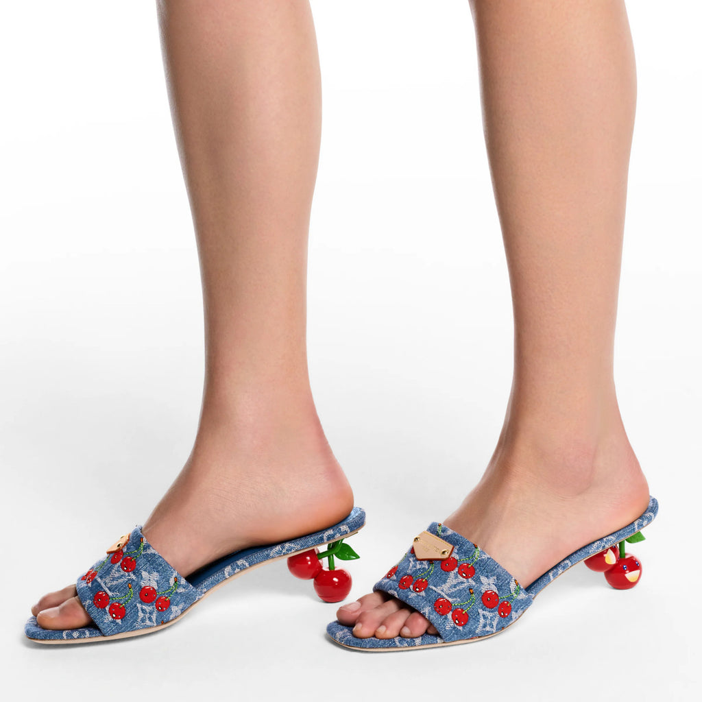 Louis Vuitton  x TM Lily Series Summer Logo Embroidery Solid Color Cool Slippers With Exposed Toes And A Unique Heel Height Of 5.5cm Casual Shoes #81735