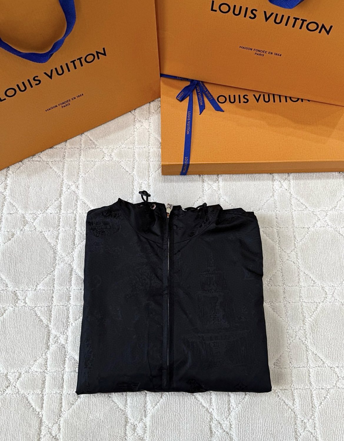 Louis Vuitton Men's Spring and Autumn Solid Color Logo Pattern Full Print Zipper Hooded Long Sleeve Jacket #76377